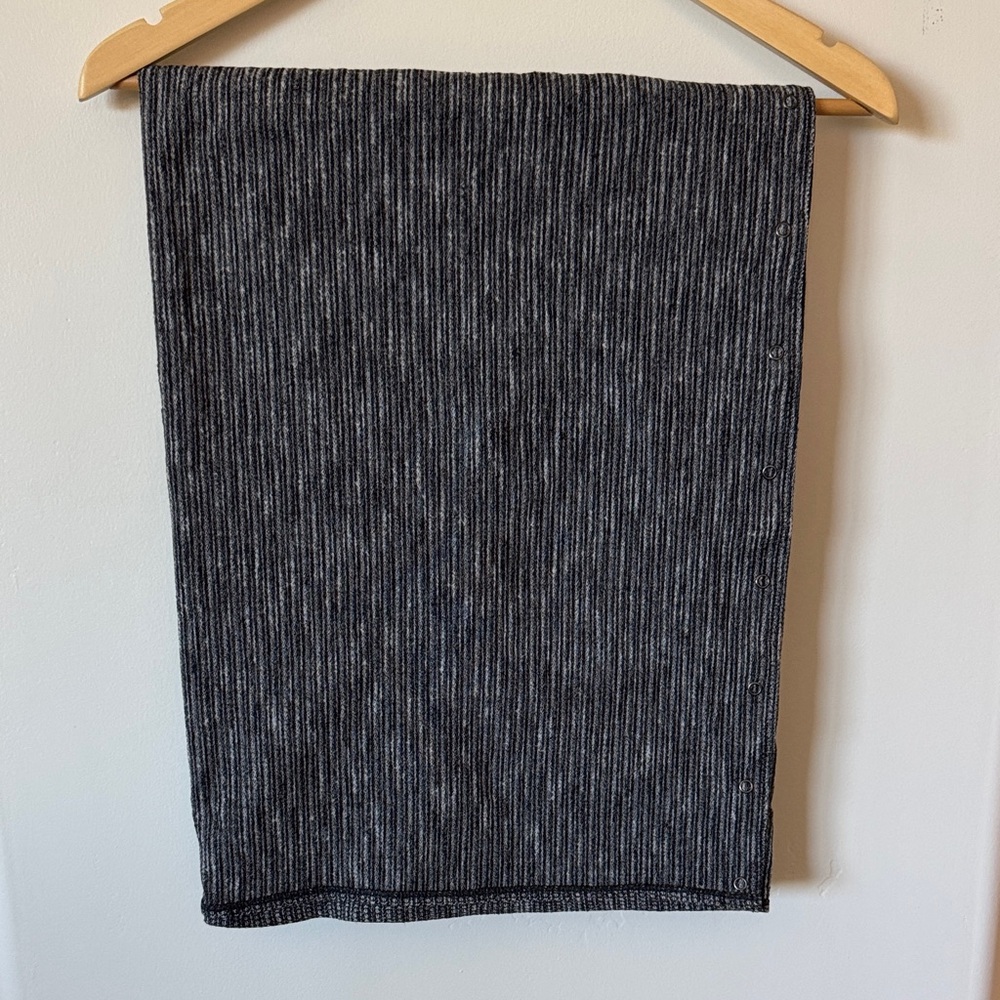 Lululemon Vinyasa Black and Gray Striped Wrap/Scarf